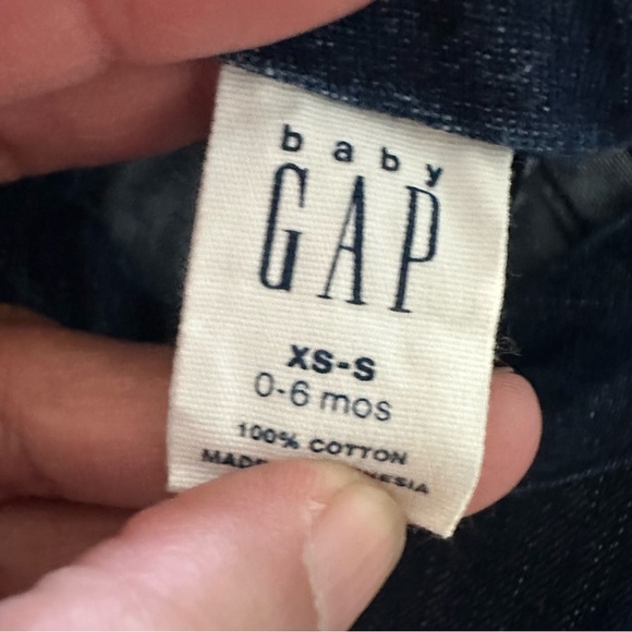 GAP Baby Denim Blue Hat - Picture 3 of 3